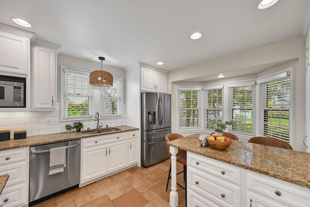 2630 N 89th STREET, Wauwatosa, WI 53226