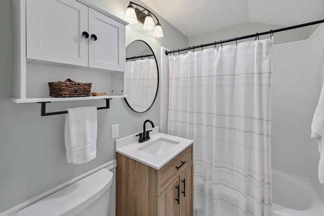 2630 N 89th STREET, Wauwatosa, WI 53226