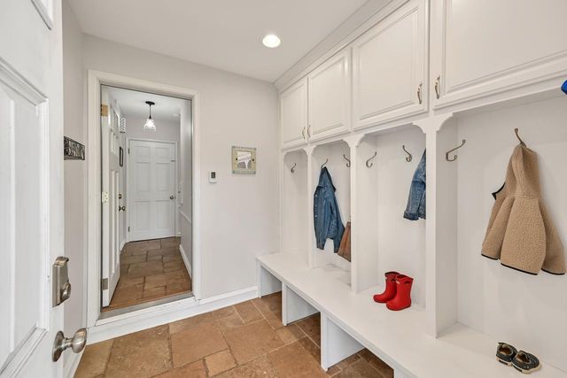 2630 N 89th STREET, Wauwatosa, WI 53226