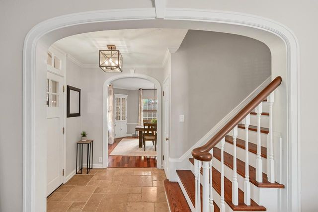 2630 N 89th STREET, Wauwatosa, WI 53226