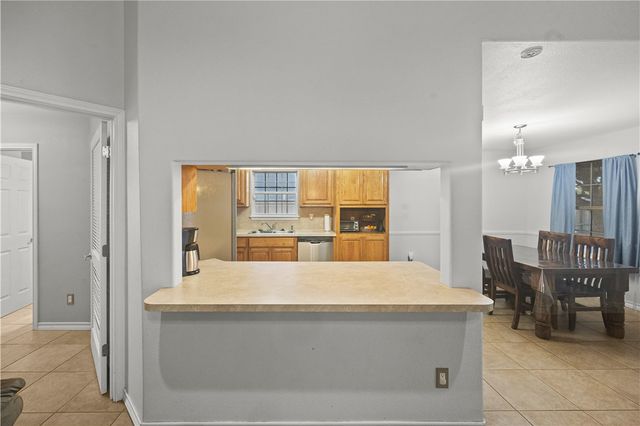 229 Wise Ave, Orange Grove, TX 78372