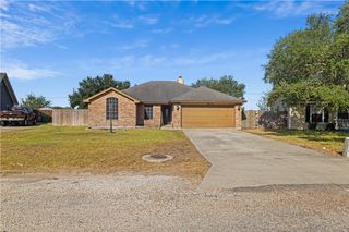 229 Wise Ave, Orange Grove, TX 78372