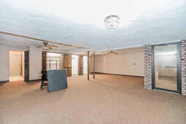 15 Herkimer Street, Staten Island, NY 10301