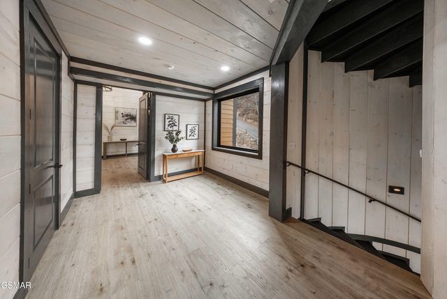 1253 Bavarian Way, Gatlinburg, TN 37738