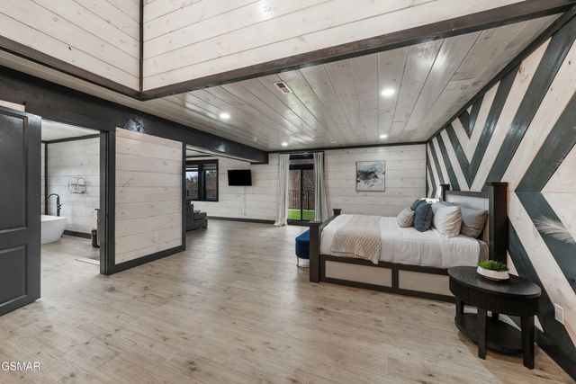 1253 Bavarian Way, Gatlinburg, TN 37738