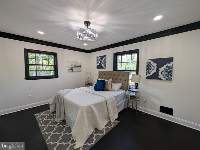 2208 WAKEFIELD ST, Alexandria, VA 22308