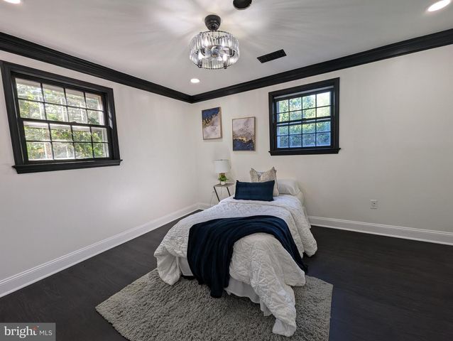 2208 WAKEFIELD ST, Alexandria, VA 22308