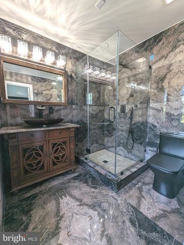 2208 WAKEFIELD ST, Alexandria, VA 22308