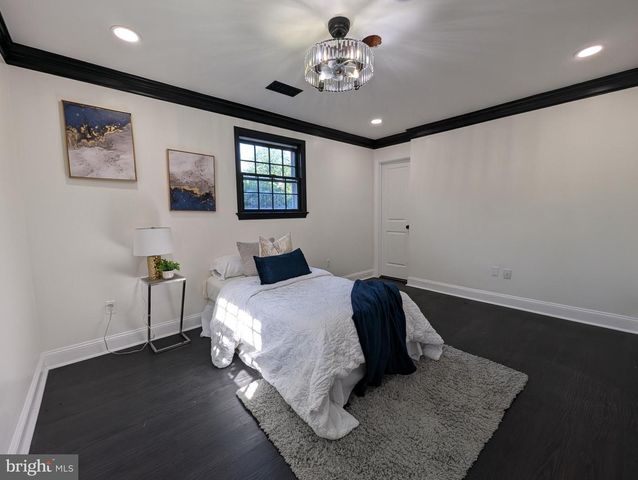 2208 WAKEFIELD ST, Alexandria, VA 22308