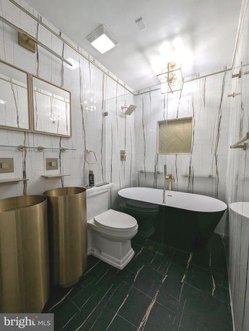 2208 WAKEFIELD ST, Alexandria, VA 22308