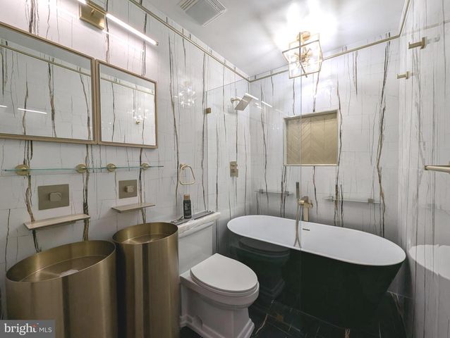 2208 WAKEFIELD ST, Alexandria, VA 22308