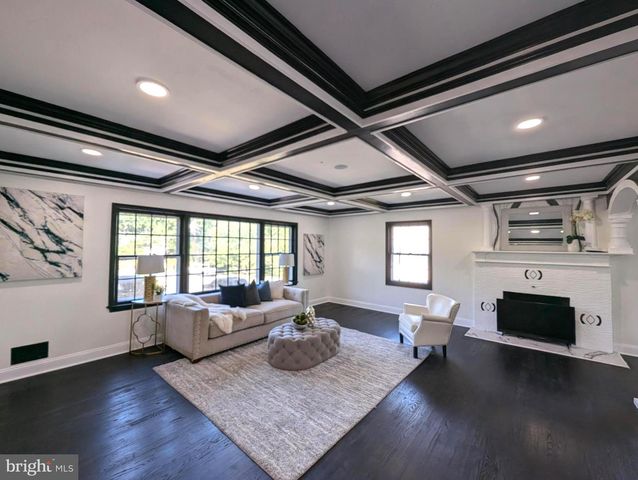 2208 WAKEFIELD ST, Alexandria, VA 22308