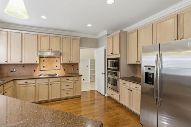 5813 Miramonte DR, Austin, TX 78759