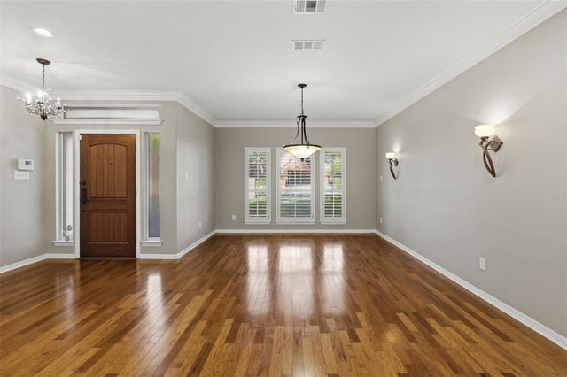 5813 Miramonte DR, Austin, TX 78759