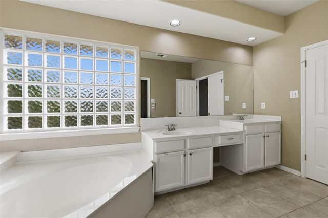 5813 Miramonte DR, Austin, TX 78759