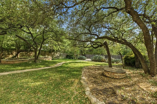 5813 Miramonte DR, Austin, TX 78759