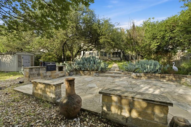 5813 Miramonte DR, Austin, TX 78759