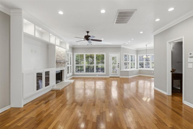 5813 Miramonte DR, Austin, TX 78759