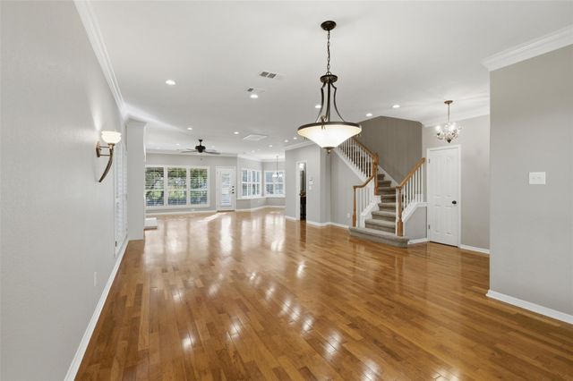 5813 Miramonte DR, Austin, TX 78759