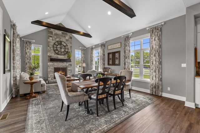 S66W24310 Skyline AVENUE, Waukesha, WI 53189