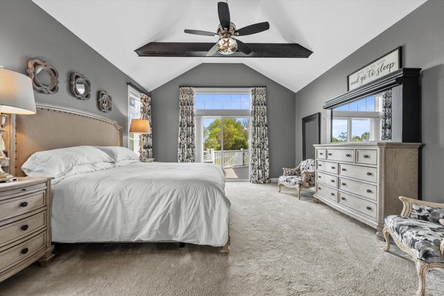 S66W24310 Skyline AVENUE, Waukesha, WI 53189