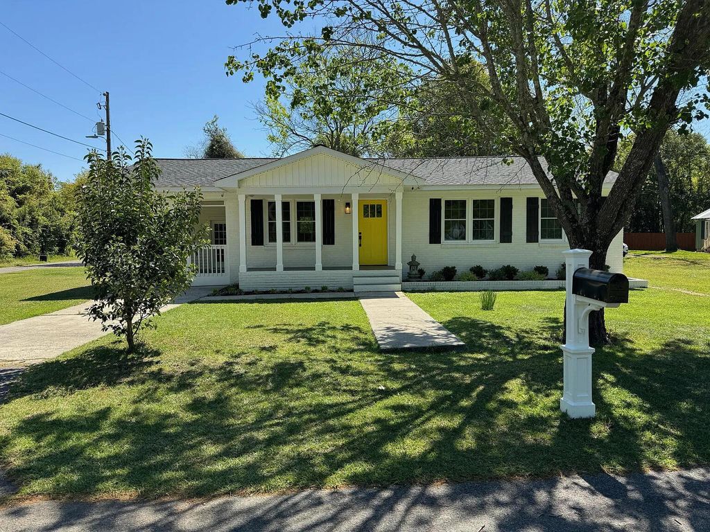 202 Kershaw Street SE, Aiken, SC 29801