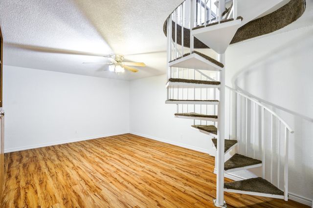 7566 Carriage Lane, Fort Worth, TX 76112