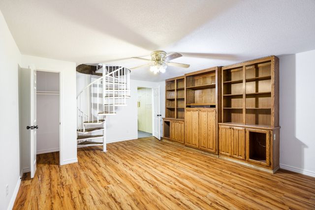 7566 Carriage Lane, Fort Worth, TX 76112