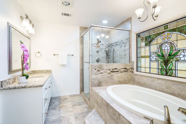 7566 Carriage Lane, Fort Worth, TX 76112