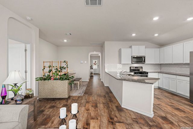 248 Cuban Emerald, San Antonio, TX 78253