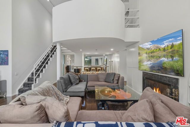 12315 Gorham Avenue, Los Angeles, CA 90049