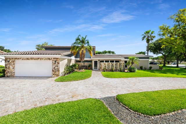 10751 NW 43rd Court, Coral Springs, FL 33065
