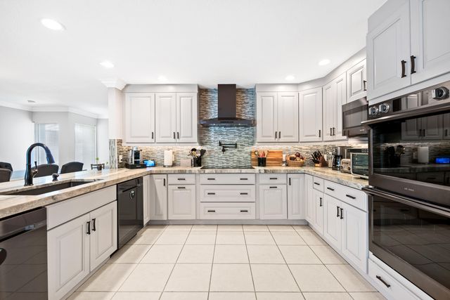 10751 NW 43rd Court, Coral Springs, FL 33065