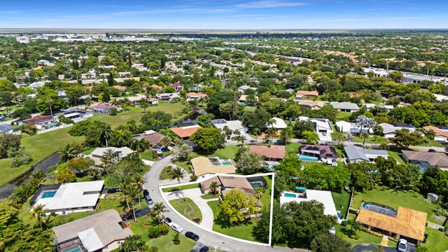 10751 NW 43rd Court, Coral Springs, FL 33065