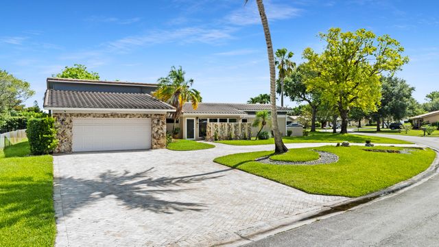 10751 NW 43rd Court, Coral Springs, FL 33065