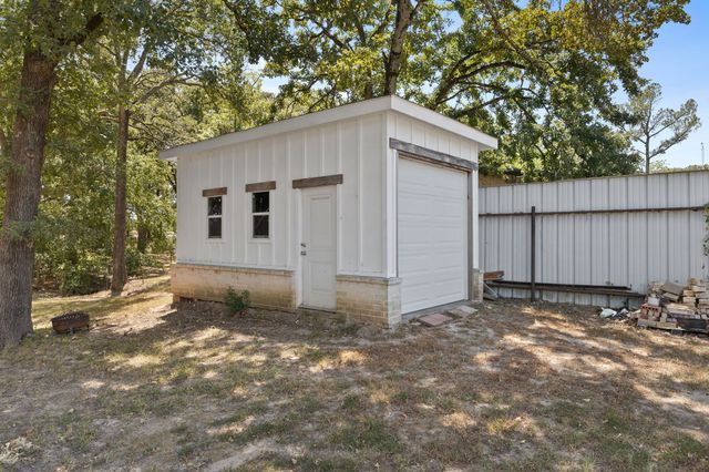 17803 County Road 381, Terrell, TX 75161