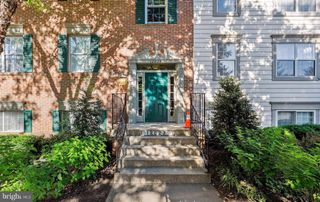 12023 GOLF RIDGE CT #202, Fairfax, VA 22033