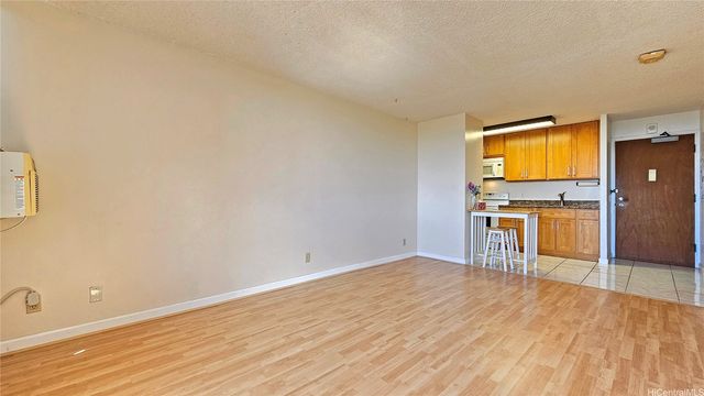 2040 Nuuanu Avenue 703, Honolulu, HI 96817