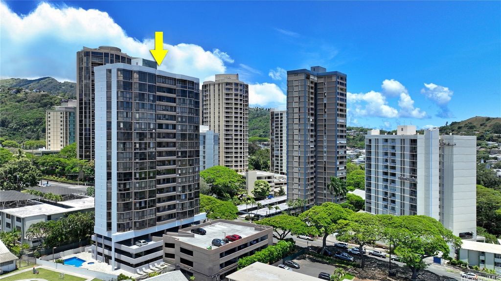 2040 Nuuanu Avenue 703, Honolulu, HI 96817