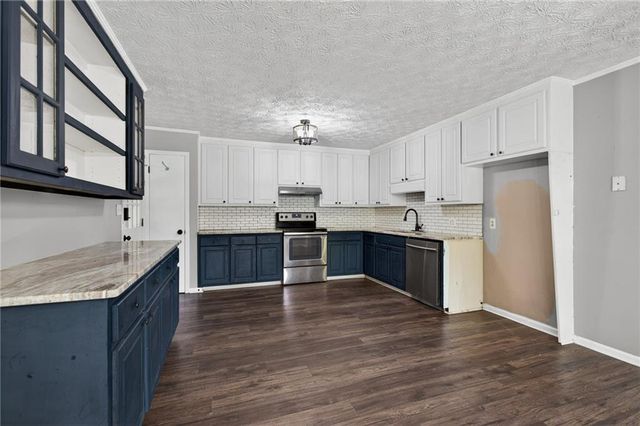 26 Ridgewood Drive, Cartersville, GA 30120