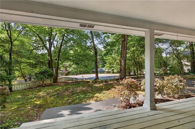 26 Ridgewood Drive, Cartersville, GA 30120
