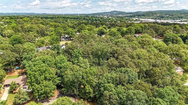 26 Ridgewood Drive, Cartersville, GA 30120