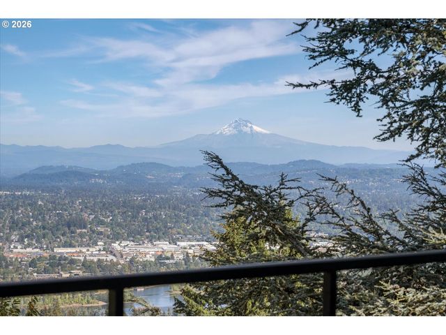 4260 Sw COUNCIL CREST Dr, Portland, OR 97239