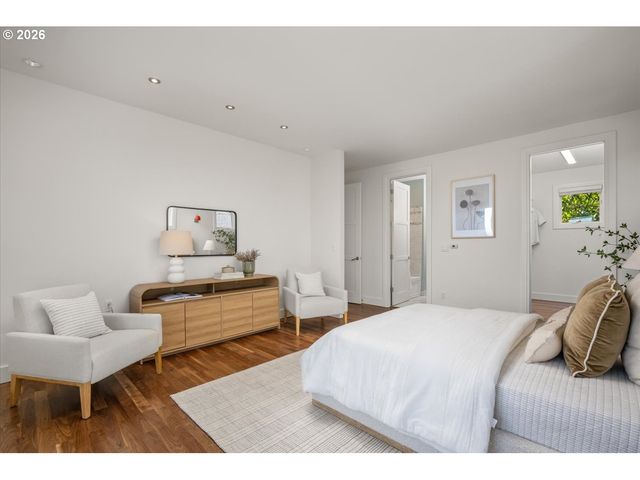 4260 Sw COUNCIL CREST Dr, Portland, OR 97239