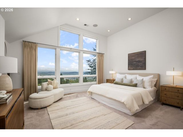 4260 Sw COUNCIL CREST Dr, Portland, OR 97239