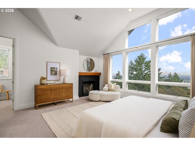 4260 Sw COUNCIL CREST Dr, Portland, OR 97239