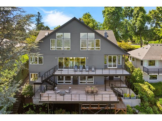 4260 Sw COUNCIL CREST Dr, Portland, OR 97239