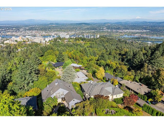 4260 Sw COUNCIL CREST Dr, Portland, OR 97239