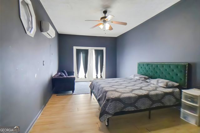 3460 Estate Lake Drive, Fairburn, GA 30213