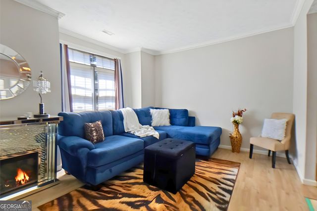 3460 Estate Lake Drive, Fairburn, GA 30213